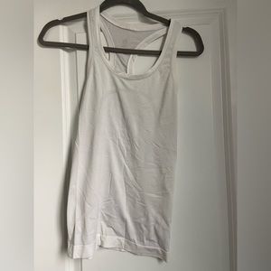 white swiftly tech !!